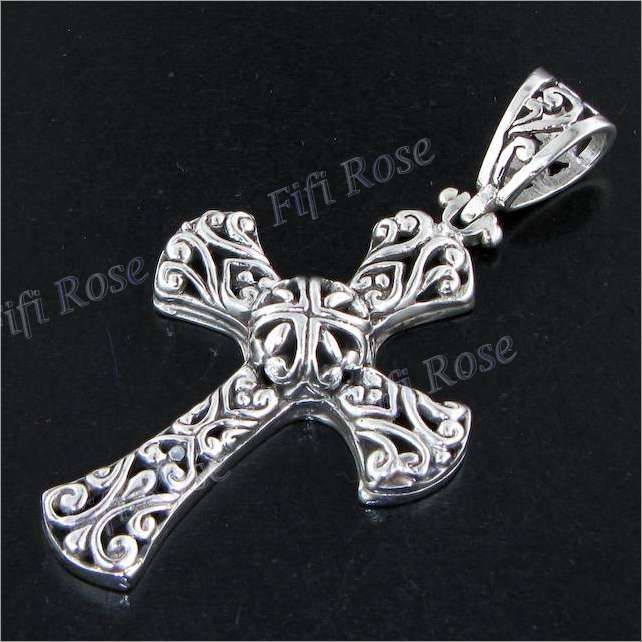 CROSS 925 STERLING SILVER pendant  