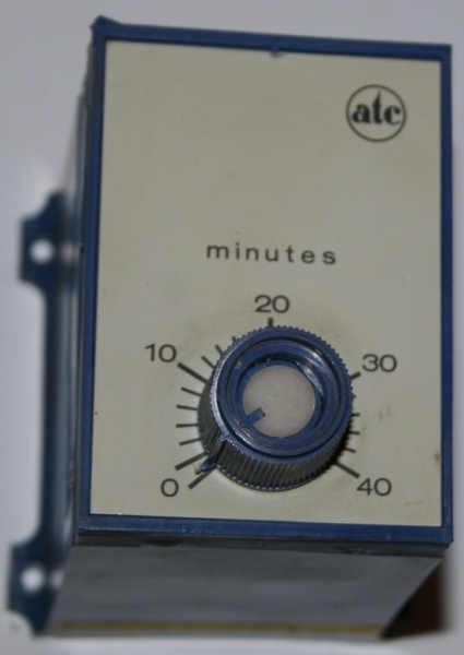 ATC MOTOR DRIVEN TIME DELAY RELAY TIMER 322B 056 A 12CS  