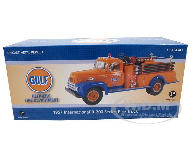 Brand new 134 scale diecast 1957 International R 200 Gulf Fire Truck 