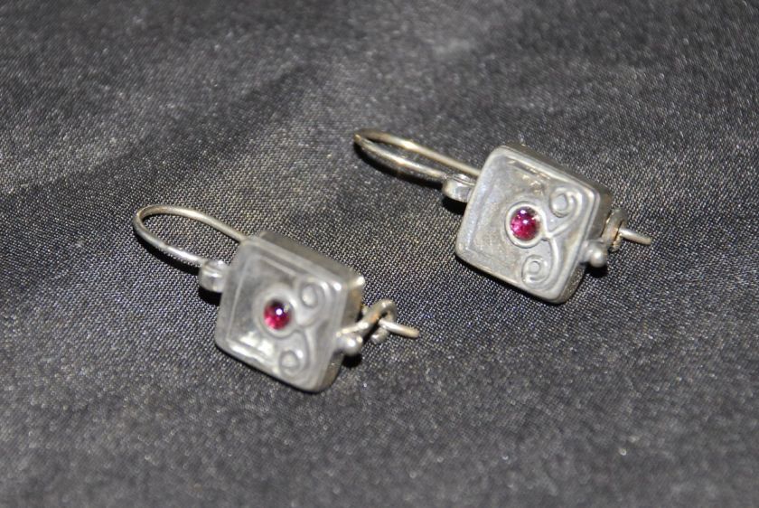 SILPADA Square Sterling Silver Garnet Stone Earrings   VERY RARE 