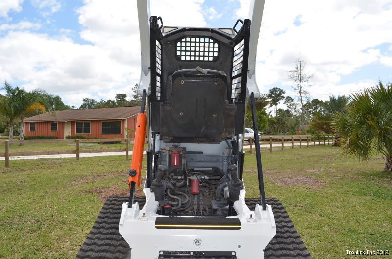 2007 Bobcat T300, 110+ PIX, VIDEO, we EXPORT Joysticks Skid Steer 