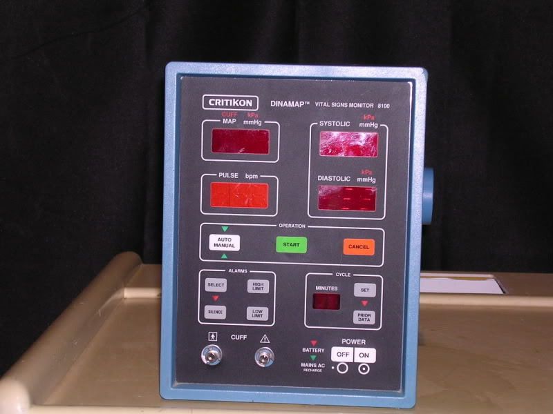 Critikon Dinamap Vital Signs Monitor 8100  