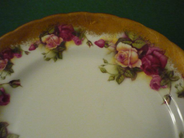 GORGEOUS Royal Chelsea England Golden Rose Bone China 8 Salad Lunch 