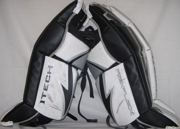 Used Itech RX5 Size 28 Black White Silver Ice Hockey Goalie Leg Pads 