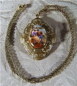 ANTIQUE PORCELAIN LIMOGES PENDANT LOCKET NECKLACE CHAIN  