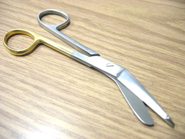 GRADE SUPERCUT LISTER BANDAGE SCISSORS 5.5 SURGICA  