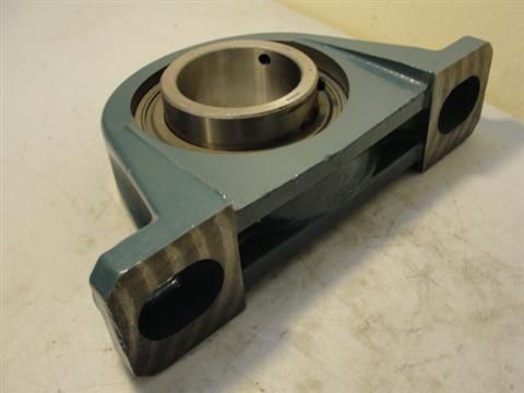 17701 NEW Dodge P2BSCM300 Pillow Block Bearing 3ID  