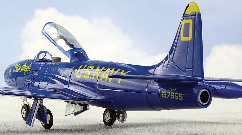 Falcon Models T 33 Shooting Star, Blue Agels, FA722002  