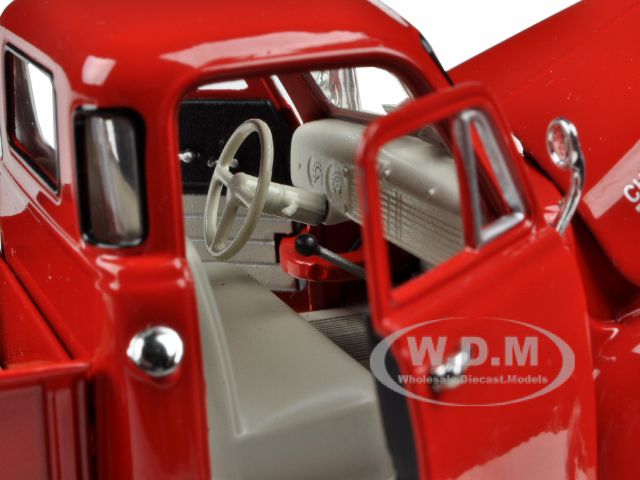   RED 132 DIECAST MODEL SIGNATURE MODELS 32382 793481323828  