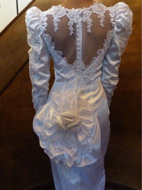   Wedding Dress 80s 90s Lace Sequin Beaded Fitted Princess Gown  