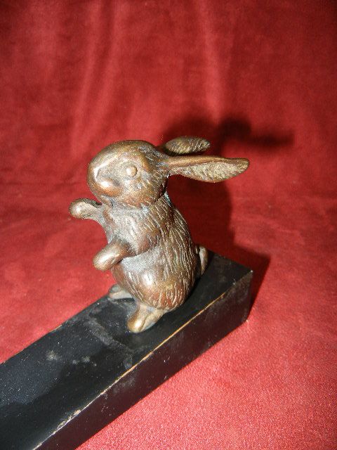 UNIQUE BRONZE OR BRASS BUNNY RABBIT DOOR STOP  