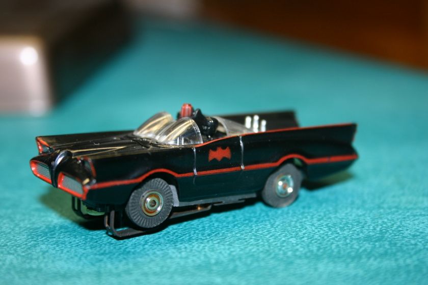 AURORA HO SLOT CAR BATMOBILE #1385 3.49 Vintage Batman slotcar  