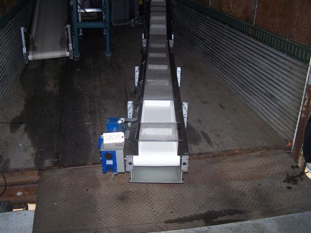 EMI ADK 9 8.5 3.5 20 Incline Conveyor  