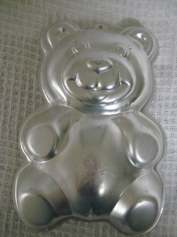 Vintage 1986 Wilton TEDDY BEAR Aluminum Cake Pan Mold  