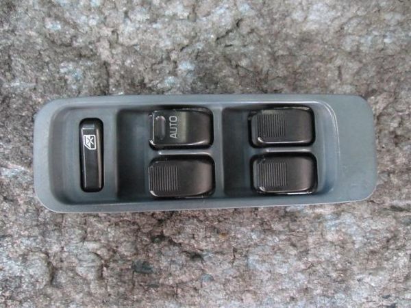   (Daihatsu Sirion, Daihatsu Storia) 2001 Power Window Switch [76190