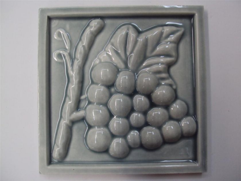 JEFFREY COURT 4 X 4 GRAPES FRUIT DECO ACCENT TILE  