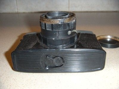   VINTAGE 1960s BANIER CAMERA DIANA CLONE PLASTIC BODY USES 120 FILM