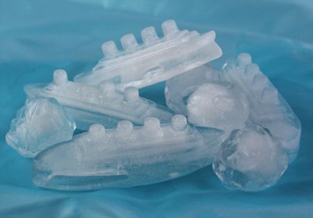 Gin and Tonic Ice Tray, Ice molds, Ice sculpture  