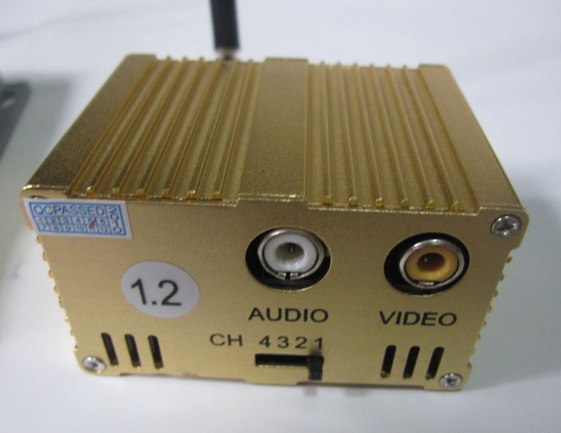 2Ghz AV CCTV 4Ch Transmitter Wireless 3000mW Receiver  