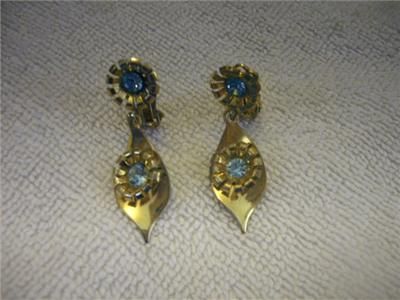 Vintage Blue Topaz Rhinestone Dangle Clip Earrings  