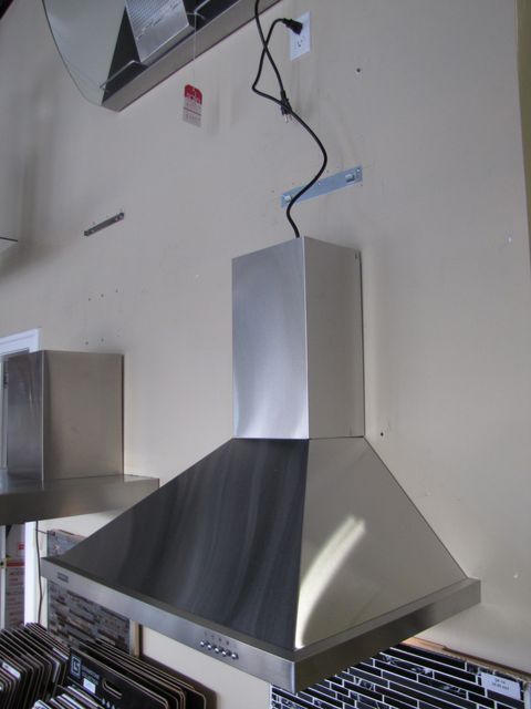 30 STAINLESS STEEL WALL MOUNTED RANGE HOOD, FAN  