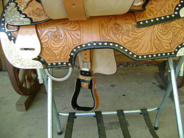   NEW 16 MONTANA WESTERN SILVER SHOW PARADE WESTERN SADDLE  