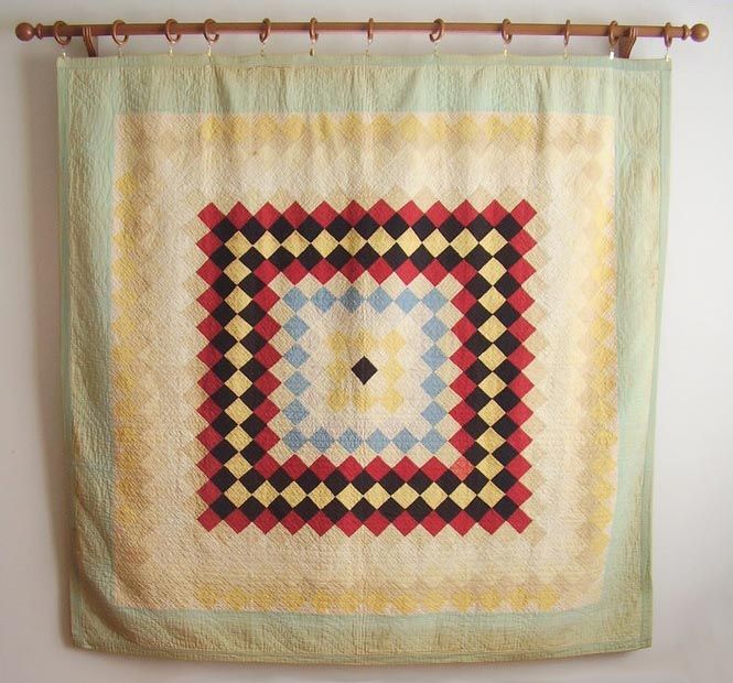 AMISH Antique QUILT   Trip Around The World   Red Homespun Fabric 