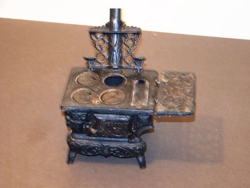 Cresent Metal Miniture Stove  